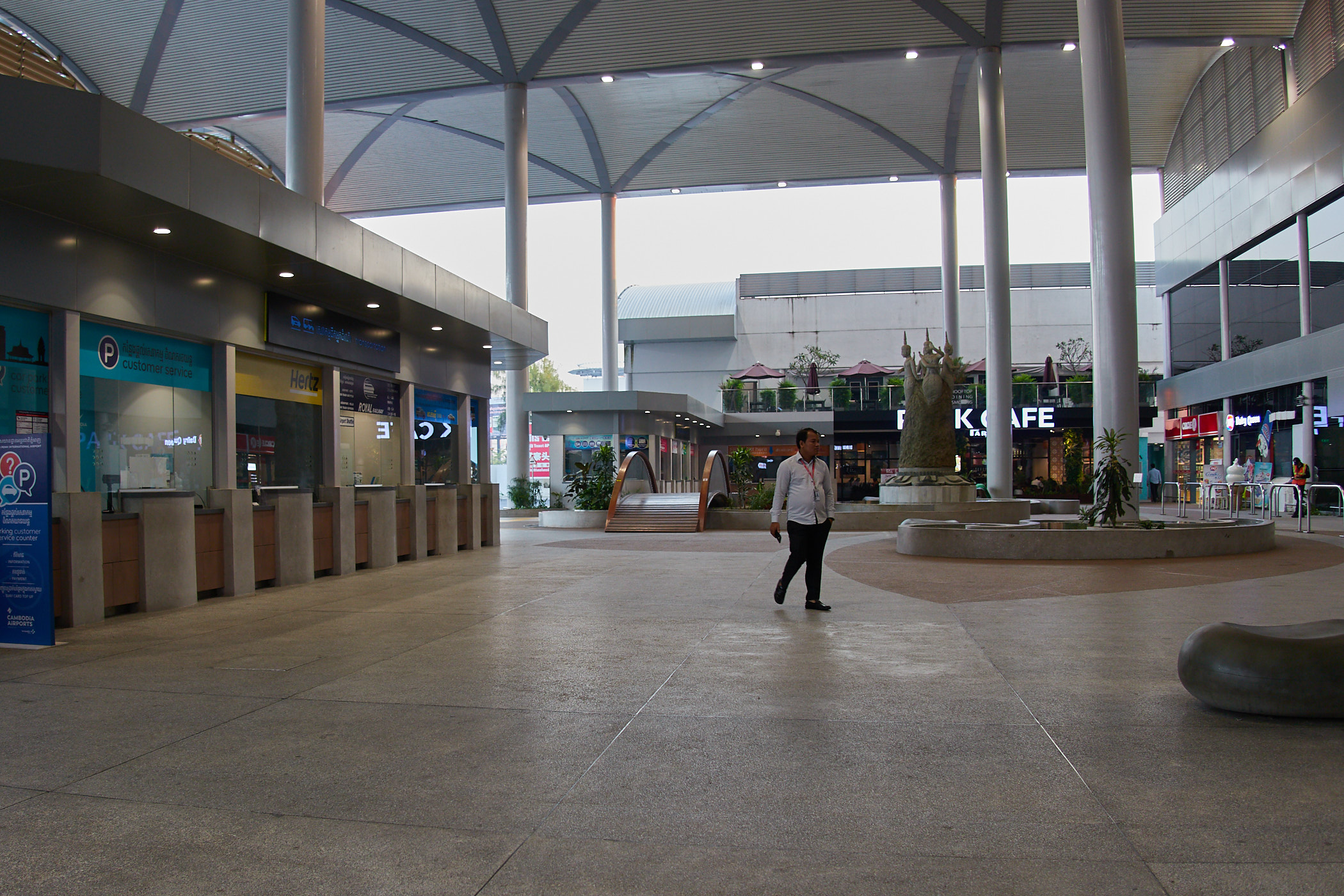 Phnom Penh International Airport - The Mango Road