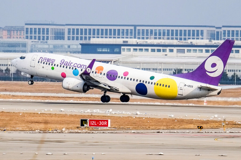 Direct service between Delhi and Manila