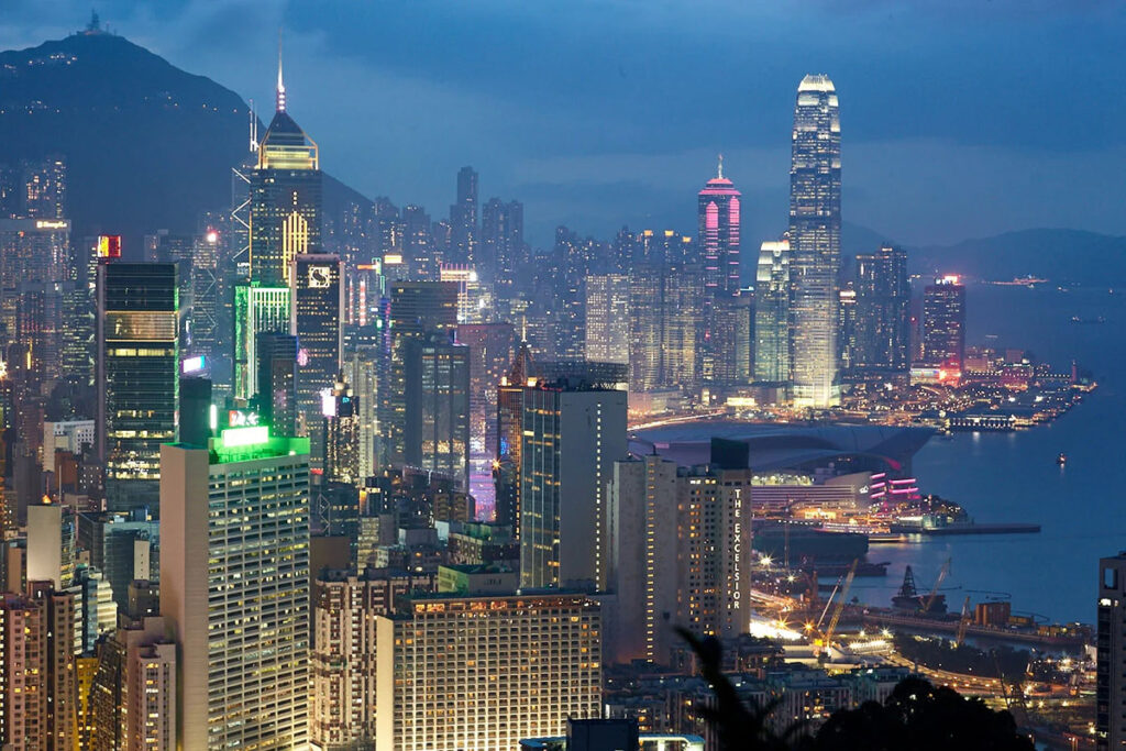 New flights from Yínchuān to Hong Kong