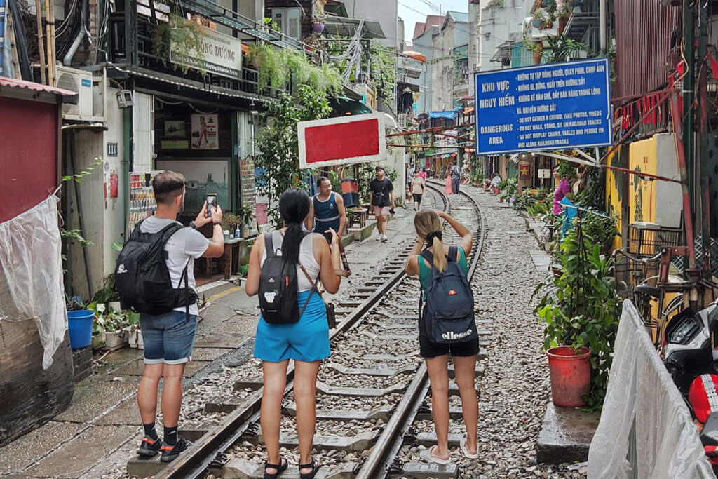 New routes from China to Vietnam