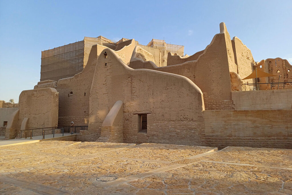 CEB adds Manila to Riyadh