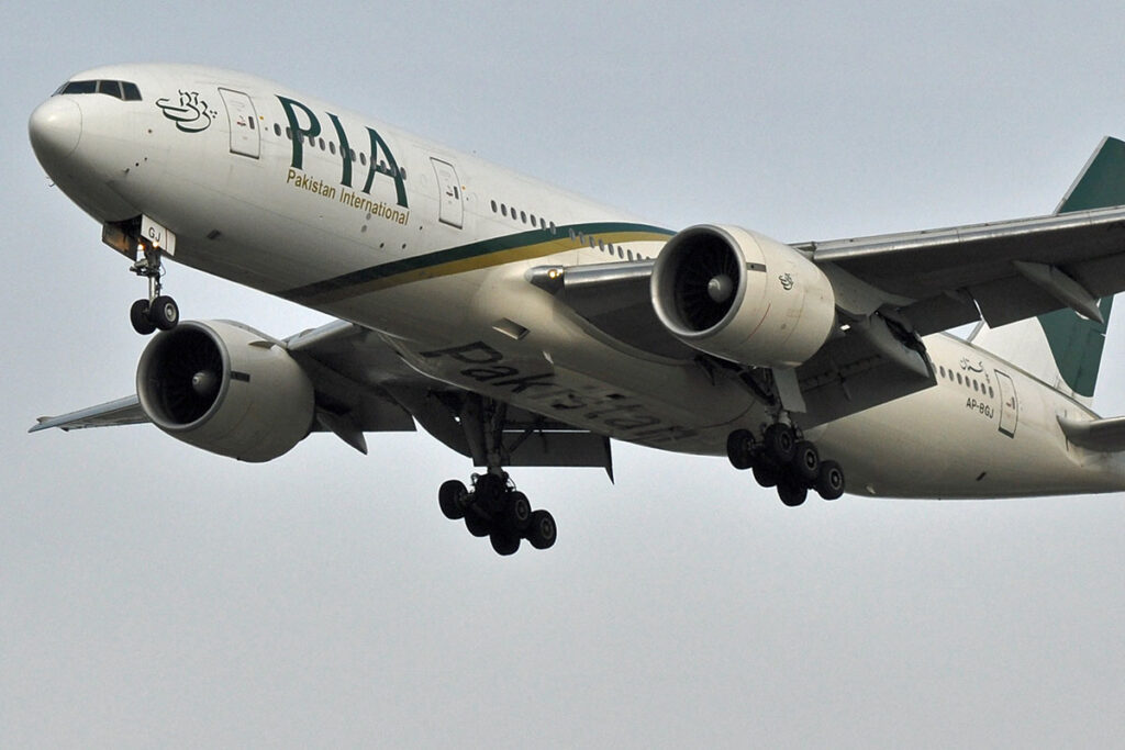 PIA resumes Islamabad to London